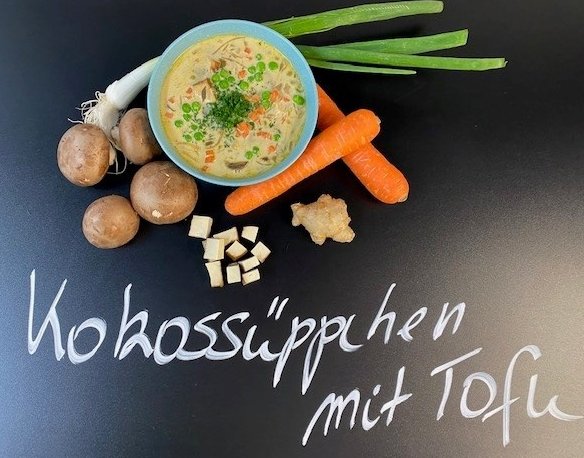 Kokossüppchenmit  Tofu